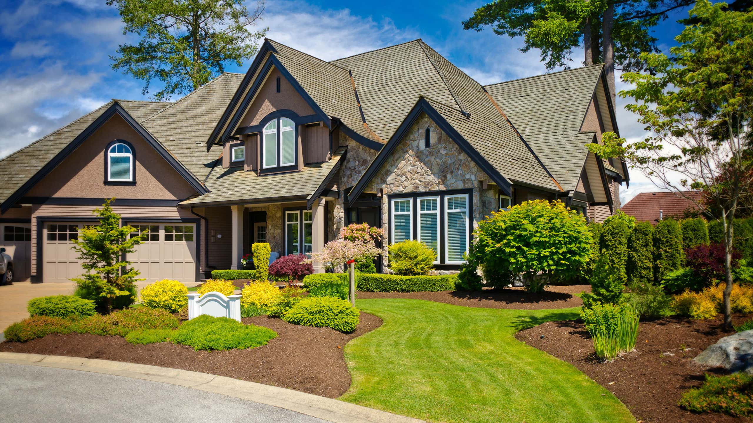 Innisfil Real Estate Lifestyle Photo 01
